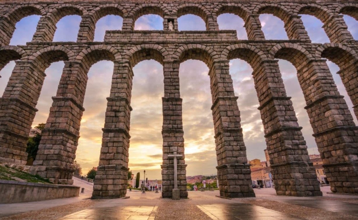 La Alhóndiga, Spain